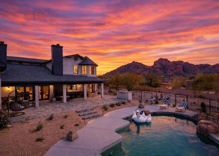 Holiday home Majestic Mountain Mansion-pool -spa & Scottsdale