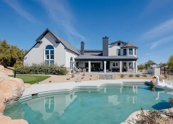 Holiday home Majestic Mountain Mansion-pool -spa & *